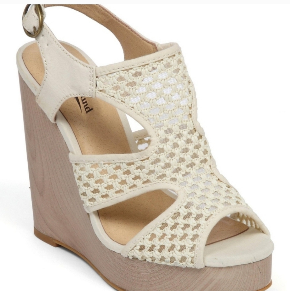 New! Lucky Brand Cream Wedge Sandals